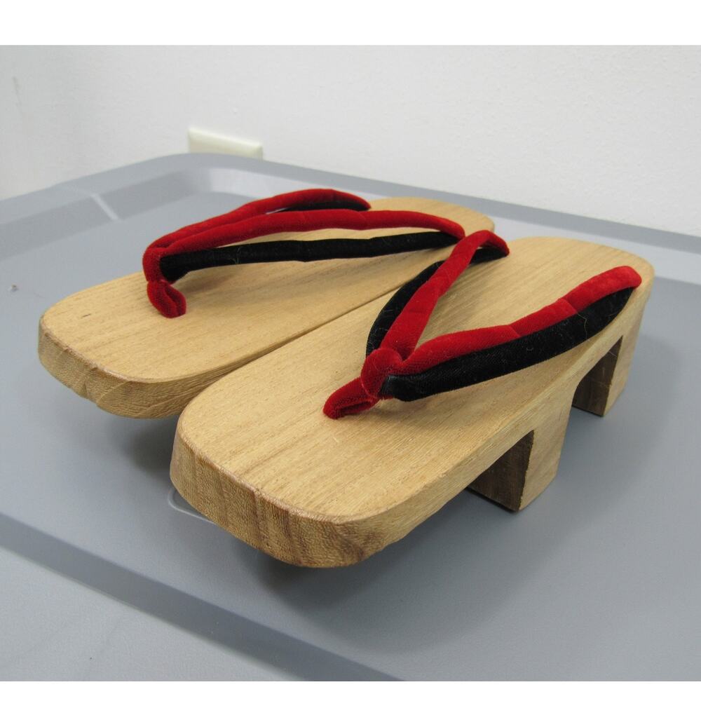 Traditional Japanese Geta Wooden Sandals Thong Women's 6 Red Black Authentic